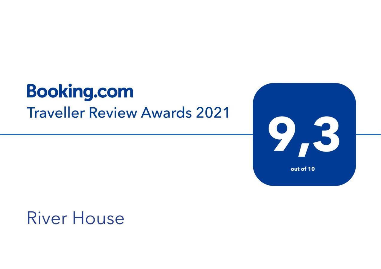 Готель River House Uman Ngoại thất bức ảnh