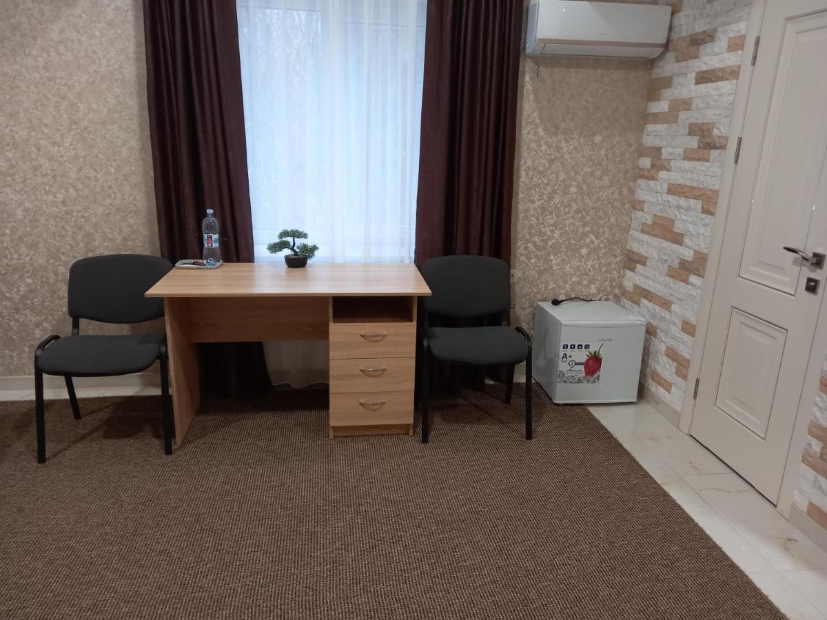 Готель River House Uman Ngoại thất bức ảnh