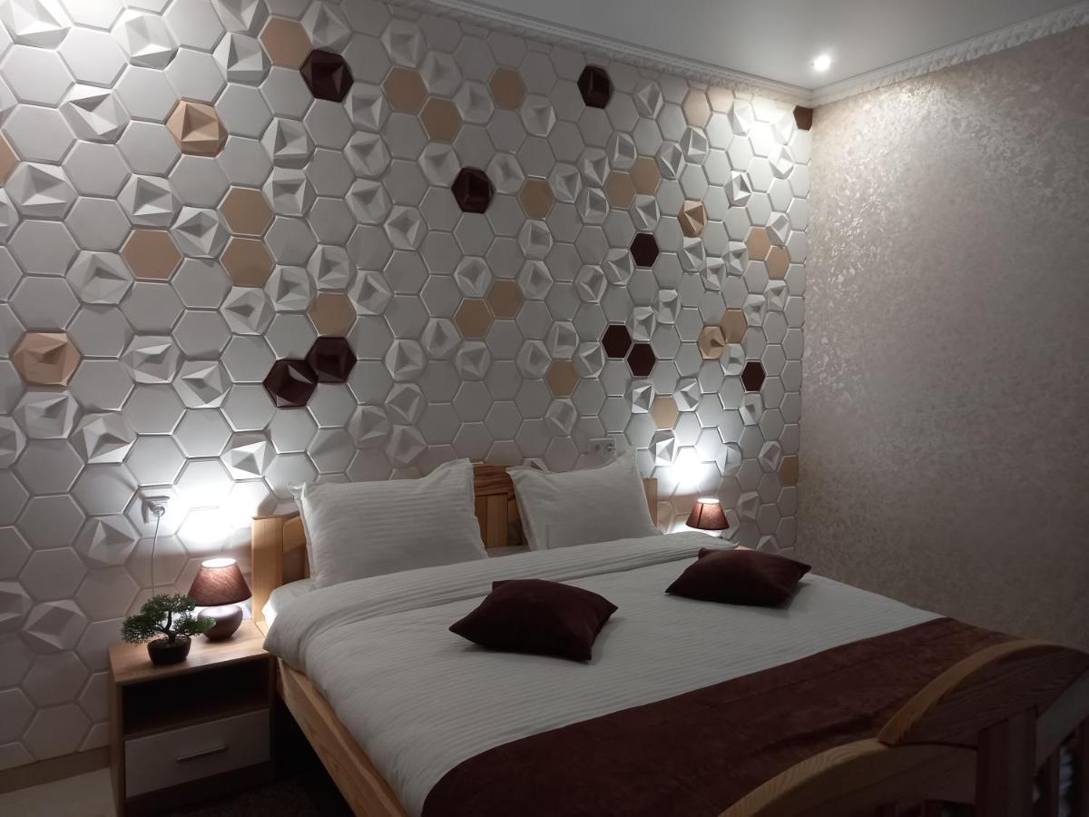 Готель River House Uman Ngoại thất bức ảnh
