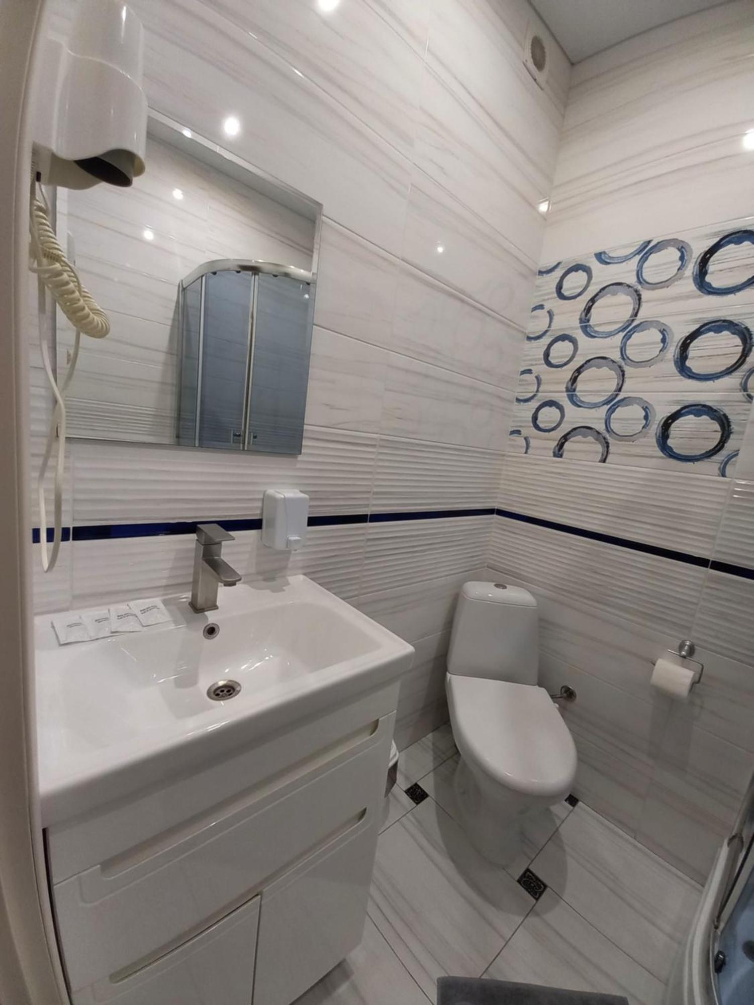 Готель River House Uman Ngoại thất bức ảnh