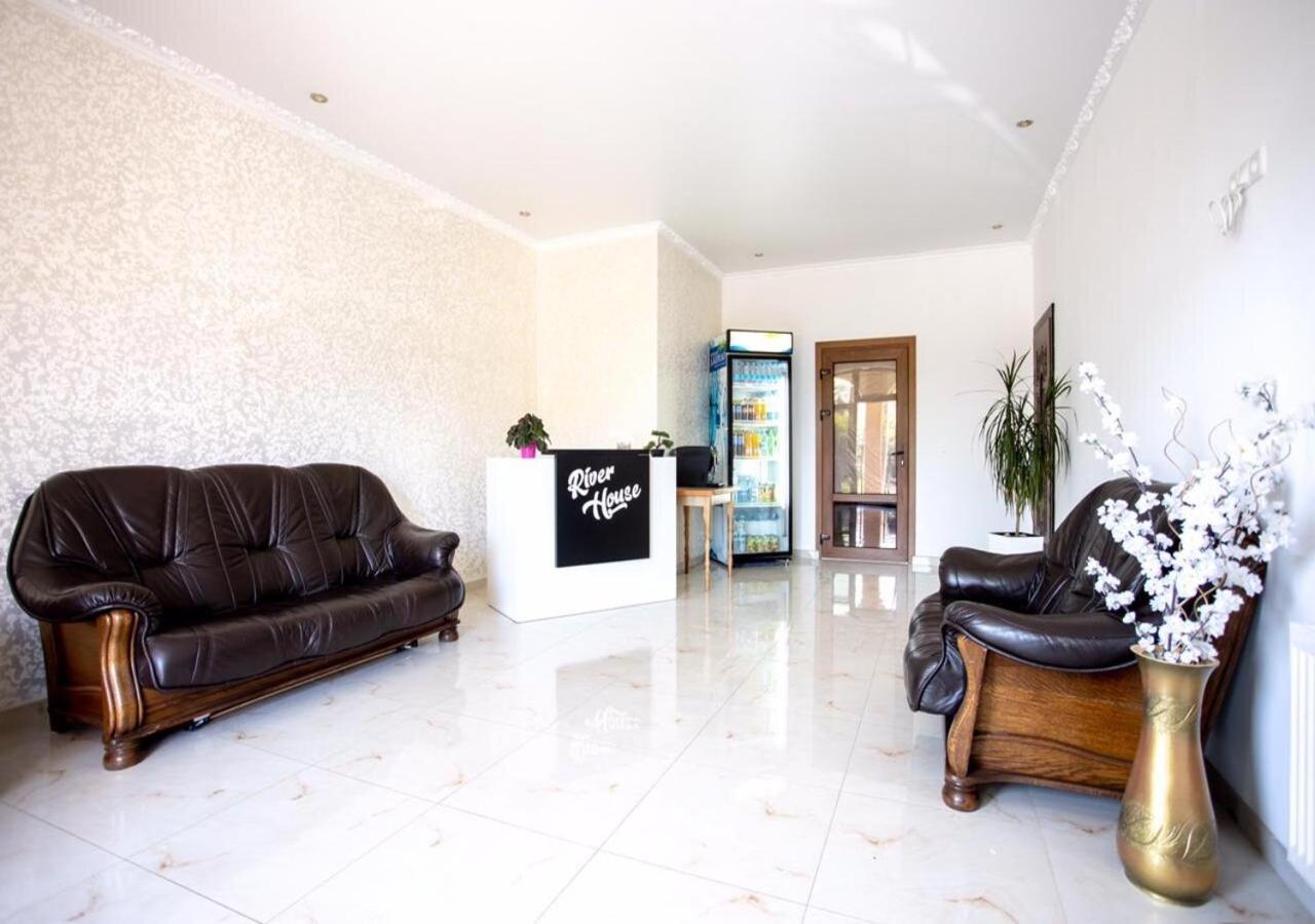 Готель River House Uman Ngoại thất bức ảnh