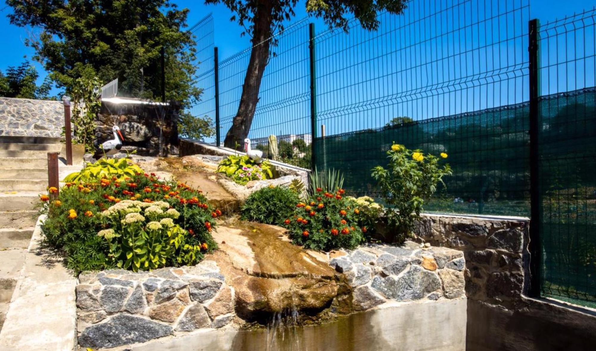 Готель River House Uman Ngoại thất bức ảnh