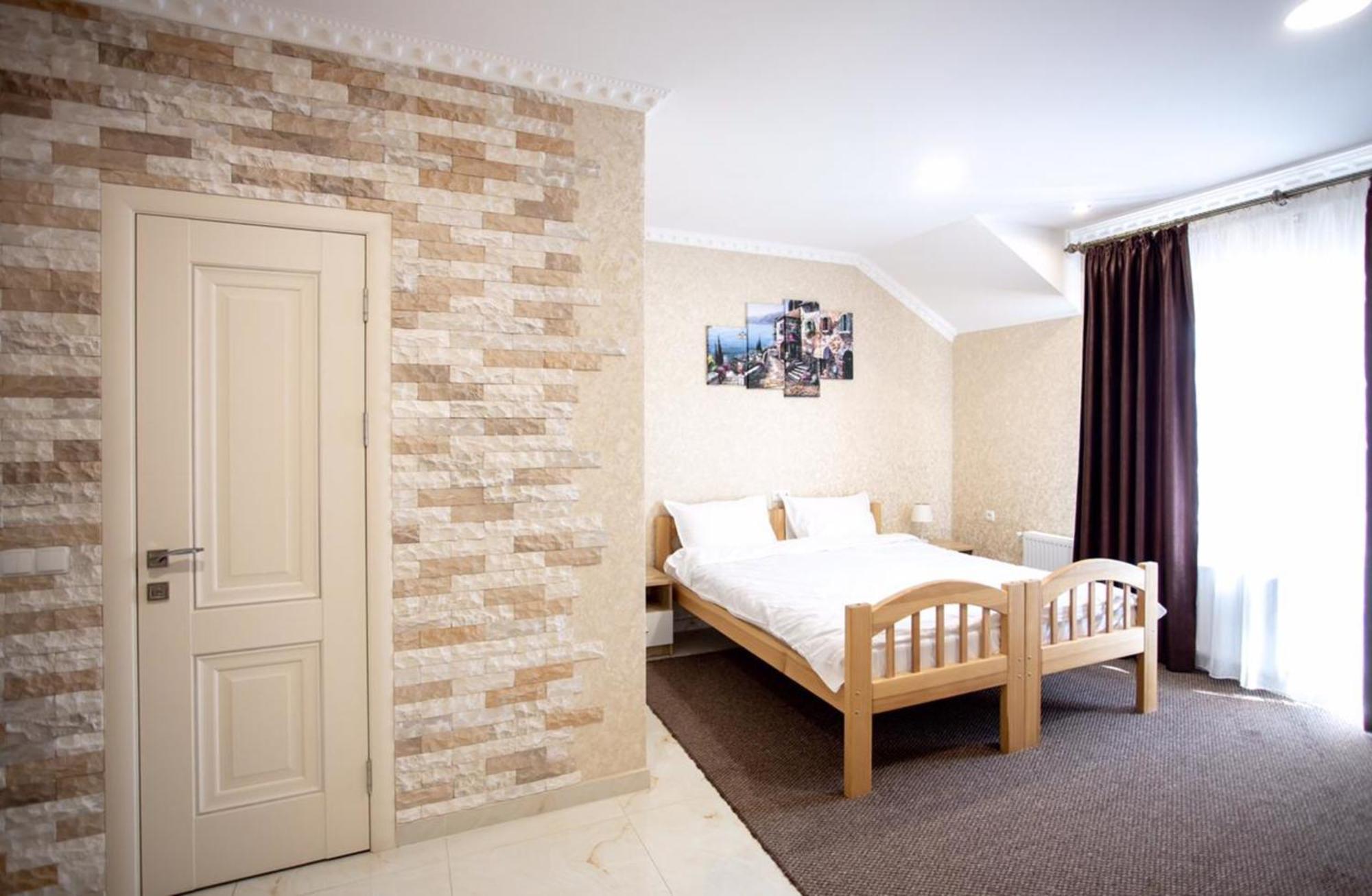 Готель River House Uman Ngoại thất bức ảnh