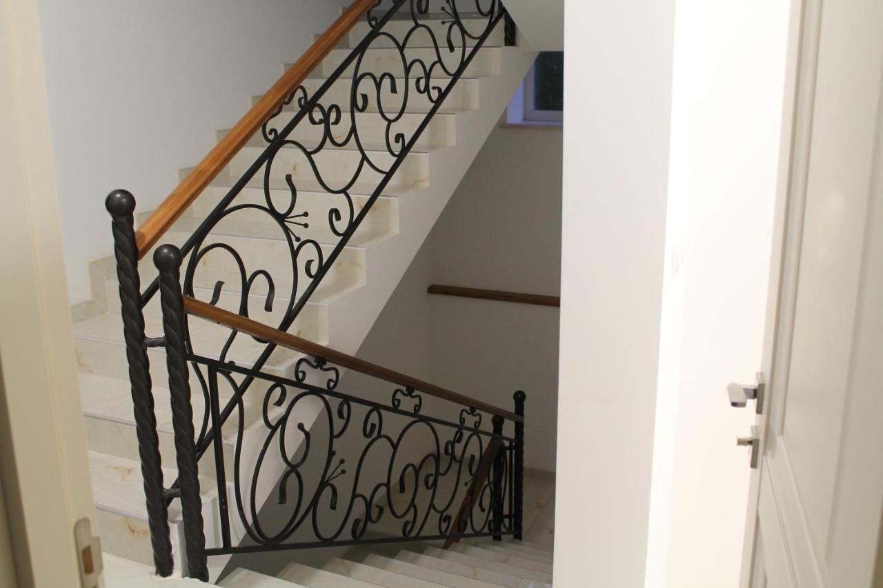 Готель River House Uman Ngoại thất bức ảnh
