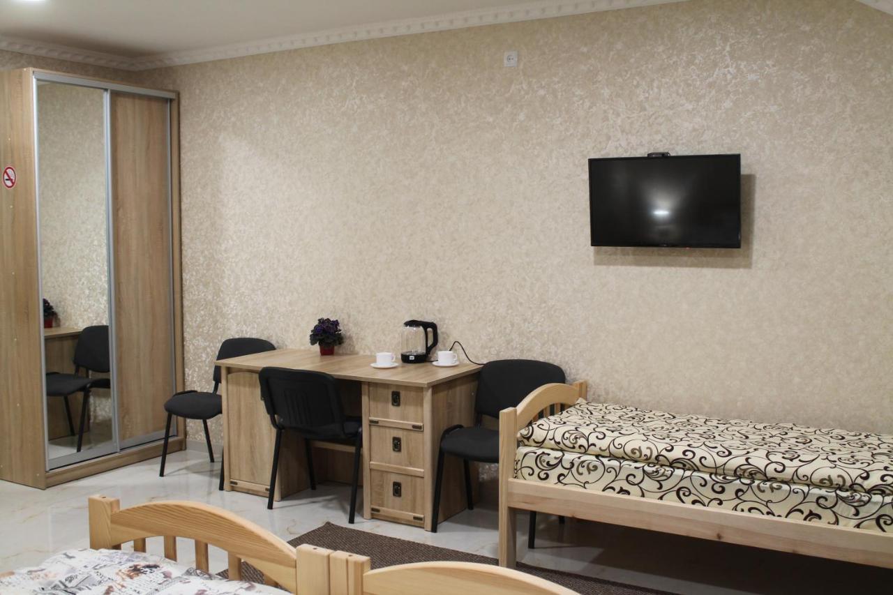 Готель River House Uman Ngoại thất bức ảnh
